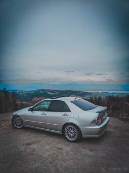 Rays Volk Racing 5x114,3 R17 - 2