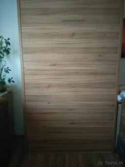 Postel rozkladacia na stenu - 2