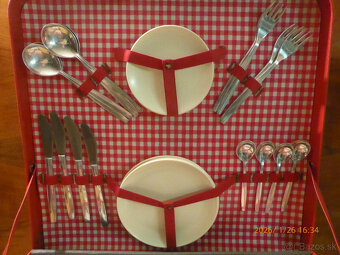 Predám retro kemingovú súpravu - 2