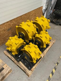 Hutniace kolečo, ježko - 2