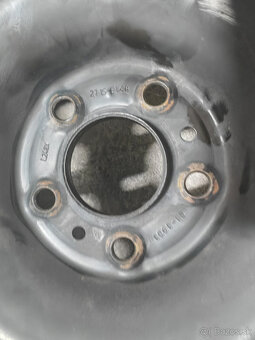 Hyundai plechove disky 15" - 2