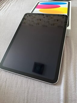 iPad 11" 128 GB Cellular Strieborný 2025 - 2