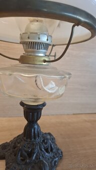 Petrolejova lampa Chorvatsky Grob - 2