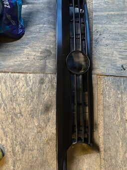 Predna maska GOLF MK3 - 2
