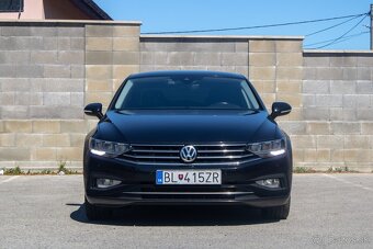 Volkswagen Passat 2.0 TDI 4Motion DSG TOP STAV - 2