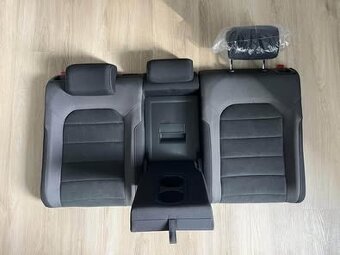 Predám zadné sedačky do VW golf 7 - 2