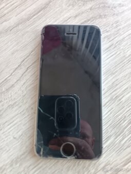 Predám iPhone SX.... - 2