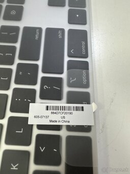  Apple Magic Keybord s numerickou klávesnicou s TOUCH ID - 2
