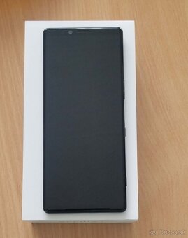 Sony Xperia 1 (J9110) - 2