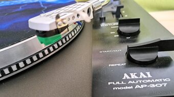 Gramafón AKAI AP-307, full automatic - 2
