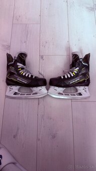 KORCULE BAUER SUPREME M40 VEĽKOSŤ 2 EE - 2