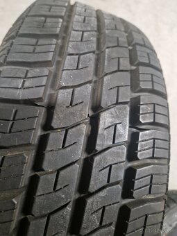 Rezervy Ford - nepoužité - 2x R15 a 1x R14 - 2