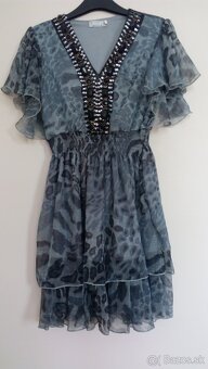 Dámske šaty volánové - 2