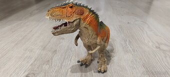 Dinosaurus- Giganotosaurus - 2