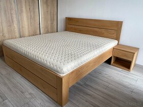 Masívna dubová posteľ 180x200cm s výsuvnými boxami - 2