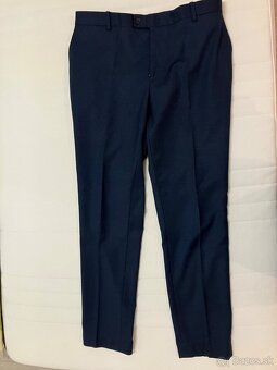 Pánsky tmavomodrý oblek zn. Michael - 2