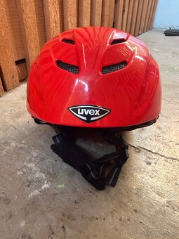 Lyžiarska helma - Uvex - 2