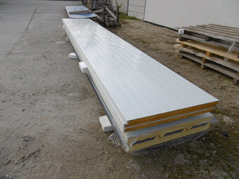 PUR sendvičový panel na mieru. - 2