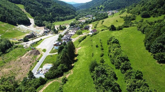 Výnimočný STAVEBNÝ POZEMOK SO STAVEBNÝM POVOLENÍM VÝHĽAD NA - 2
