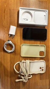 iPhone 13 128 GB - 2