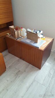 Skriňa s nadstavcom zo zostavy Onyx - 2