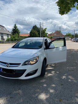Opel Astra Sport Tourer ST 1.6 CDTI - 2