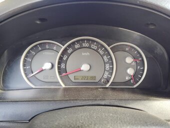 Kia Sorento - 2