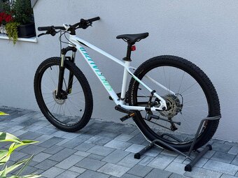 dámsky Specialized Pitch velkost M Nový 27.5 - 2