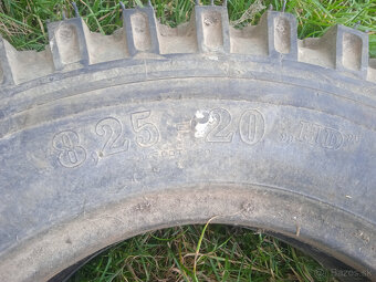 pneu 8,25-20 - 2