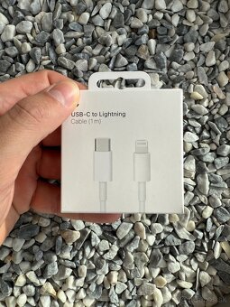 C - C / Nabijacka na iPhone Apple NOVE - 2