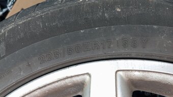 Letné pneu na diskoch 225/50ZR17 pre Octavia 2 - 2