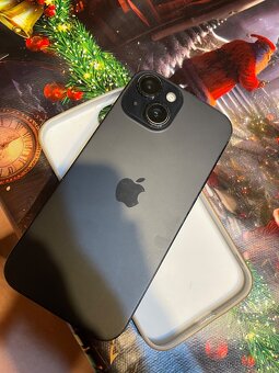 iPhone 15 - 2