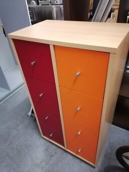 dvierkova skrinka - 2