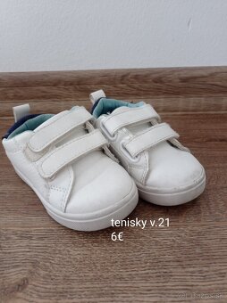 Topanky a papuce - 2