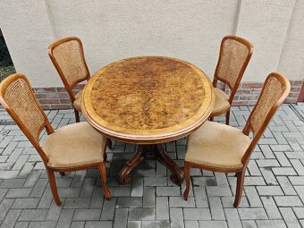 Jedálensky stôl a 4 stoličky - 2