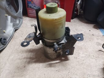Škoda Fabia/ Seat 1 servo čerpadlo - 2