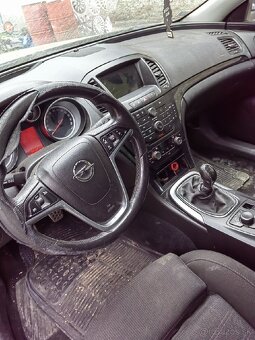 predám opel insignia 2010 - 2