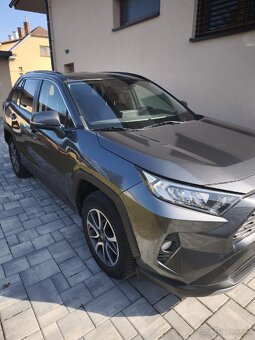Toyota RAV4 - 2