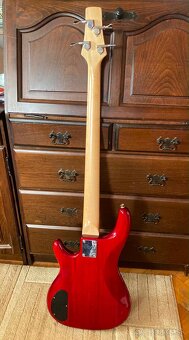 Elektrická bass gitara - 2