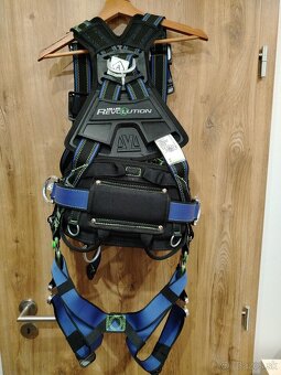 Miller revolution R6 - 2