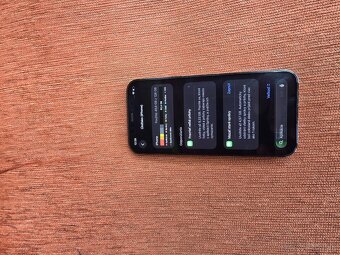 Predám iPhone 12 Pro - 2