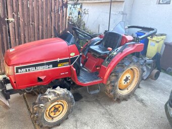 Traktor Mitsubushi mt165 - 2