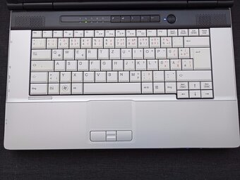 Fujitsu Lifebook e751,Intel® Core™i3 ,RS232 , 8gb ram ,Win10 - 2