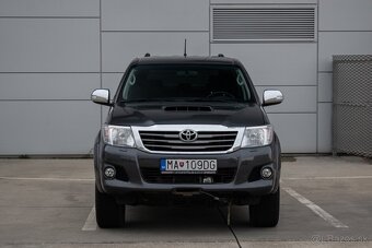 Toyota Hilux DC 3.0 I D-4D Sol A/T REZERVOVANÉ - 2