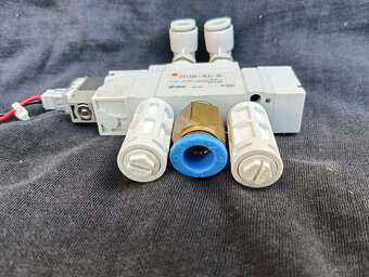 Pneumatický elektroventil SMC - 2