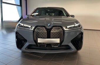 BMW iX xDrive40 - 2