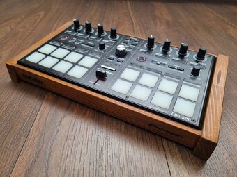 DJ kontroler Pioneer DDJ-SP1 - 2