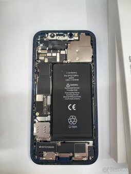 Predám iPhone 12 64gb - 2