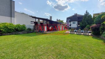 ADOMIS - Predáme 6izbový rodinný dom - bazén,garáž 700m2, Mo - 2