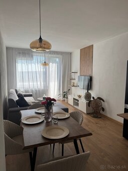 Na predaj 3 izbový byt po kompletnej rekonštrukcii Prievidza - 2